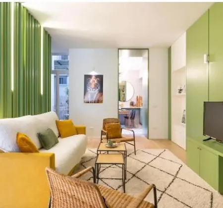Marais-air Conditioner-2 Bedroom-quiet